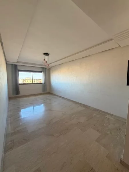 appartement vide avec piscine à louer Mabrouka