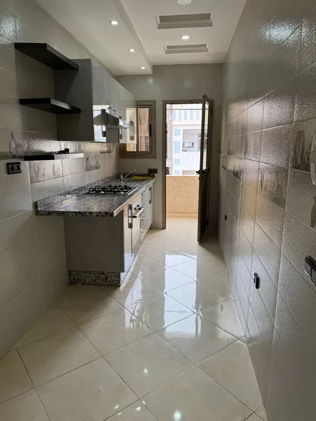 Appartement familial vide à louer hay Mohammadi
