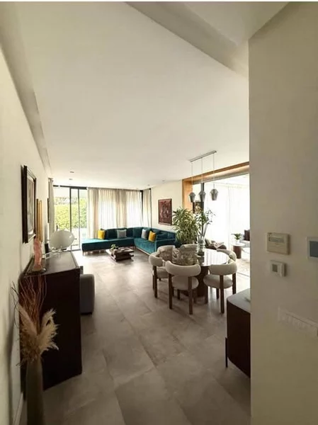Superbe appartement avec jardin à vendre Dar Bouazza