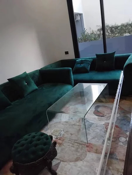 Studio vide a louer a Belvédère