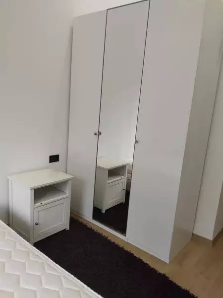 Studio vide a louer a Belvédère