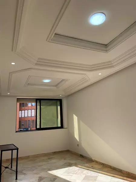 appartement vide a louer longue durée GUELIZ