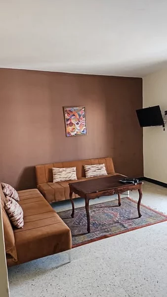 appartement vide disponible a la location à Hassan