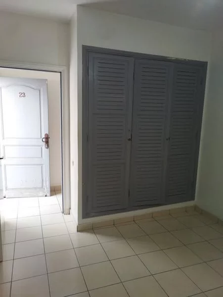 Garçonnière a louer a La Gironde
