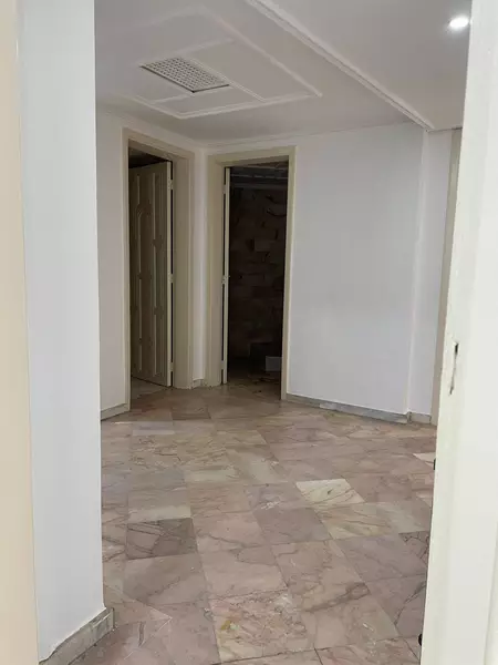 appartement vide a louer longue durée GUELIZ