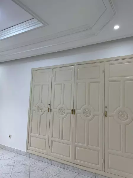 appartement vide a louer longue durée GUELIZ