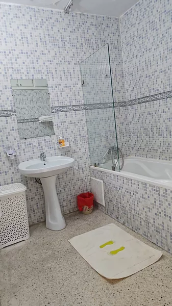 appartement vide disponible a la location à Hassan