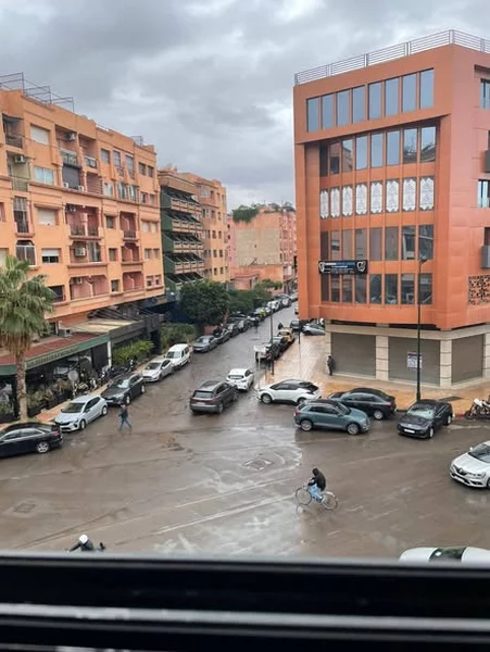 appartement vide a louer longue durée GUELIZ