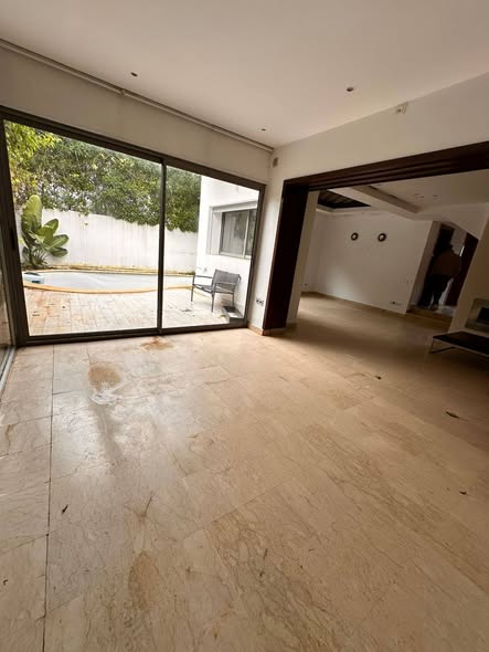 Villa à vendre à Dar Bouazza