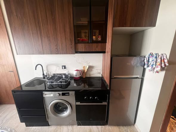 Studio meublé à louer Quartier Palmier
