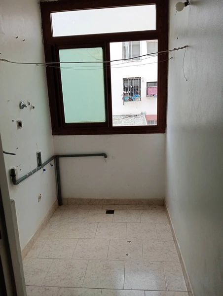 Appartement a louer au quartier diour jamaa