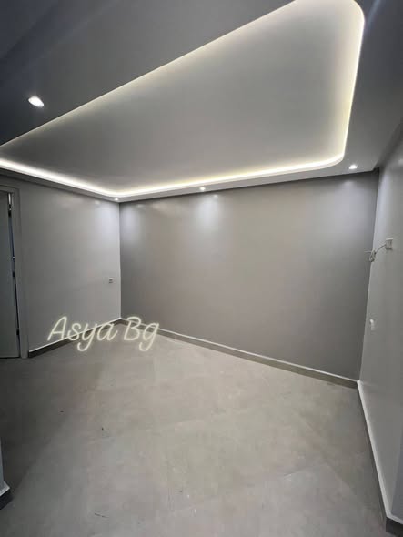 4 studio Neuf j’amais habité ( Vide) a Souani