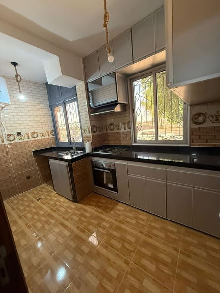 Appartement meublé situé à Mabrouka
