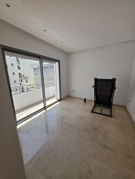 Appartement à louer vide plein cœur de Gauthier