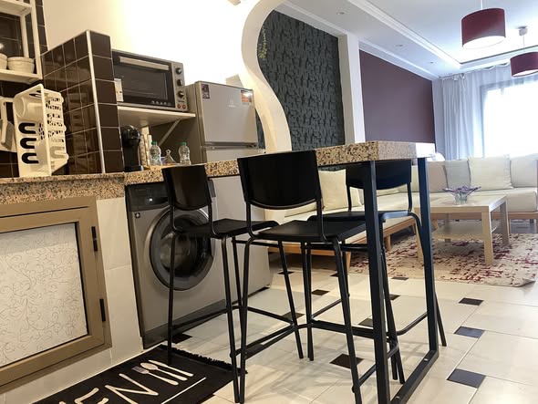 Studio vide à louer à agdal à côté le mall
