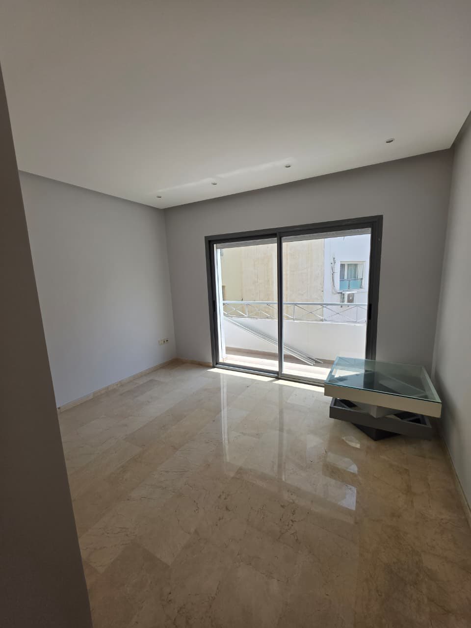 Appartement à louer vide plein cœur de Gauthier