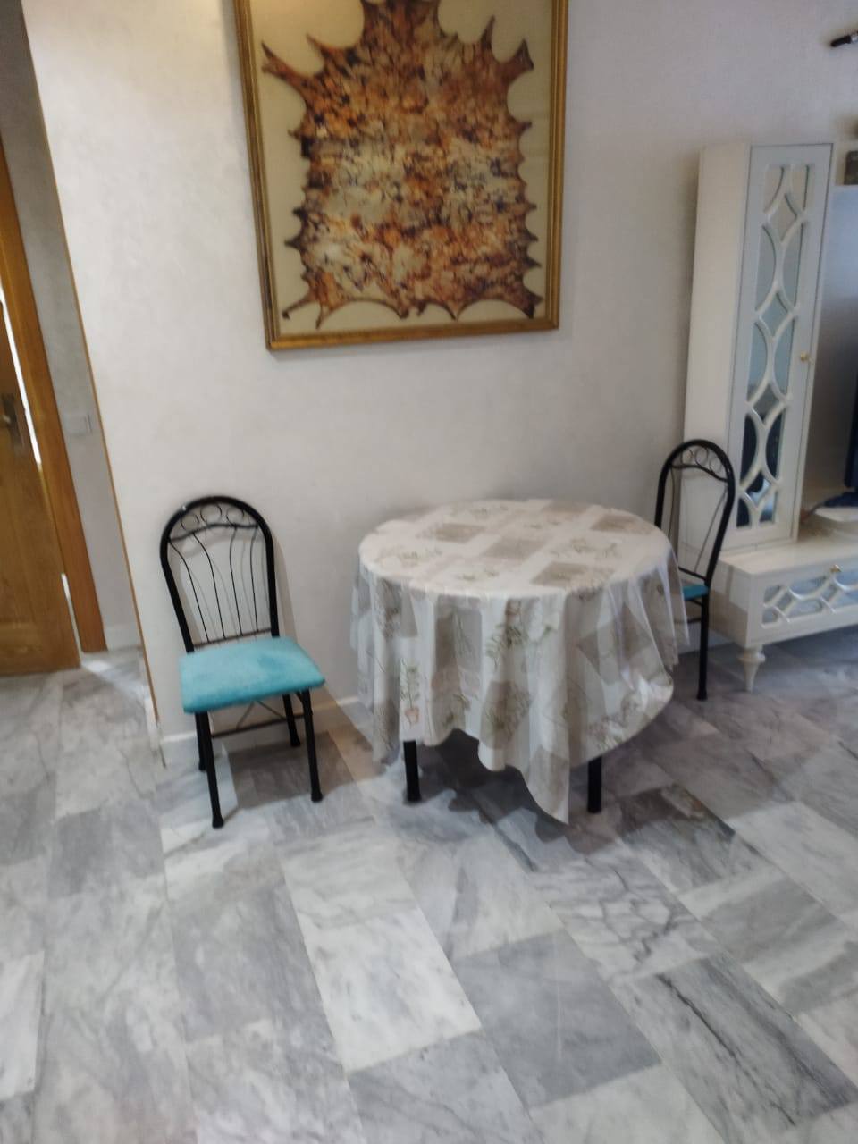 Studio meublé à Louer à Belvédère