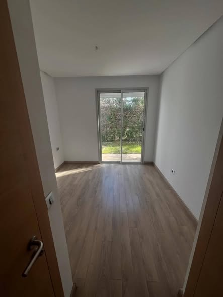rez de jardin à louer Prestigia