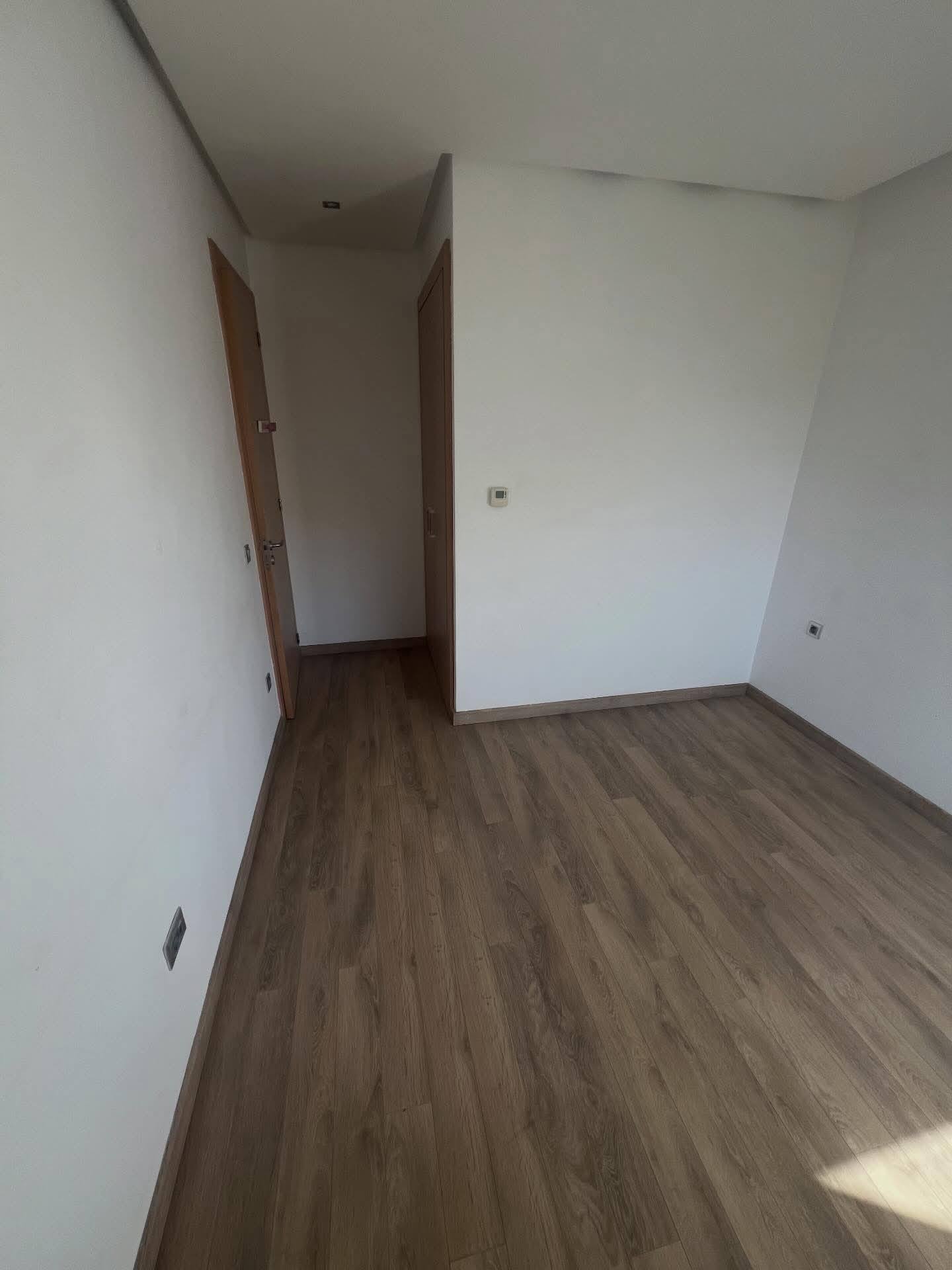 rez de jardin à louer Prestigia
