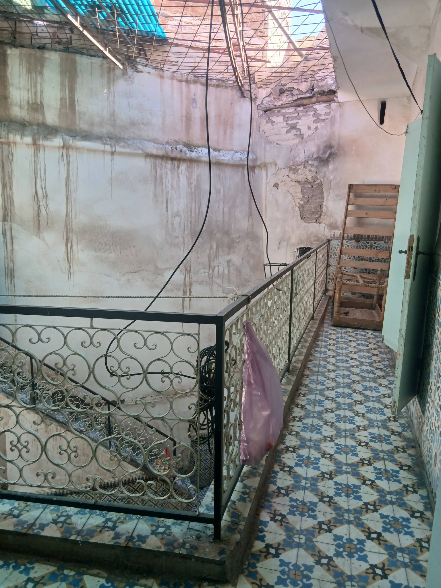 Riad titré à vendre et à rénover hay ben youssef
