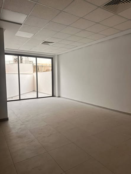 Bureau de luxe à louer les Hôpitaux