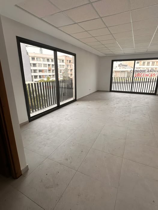 Bureau de Luxe à Louer Quartier des Hôpitaux