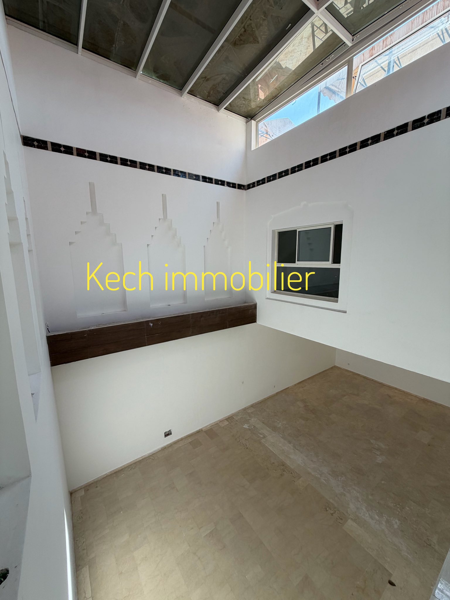 villa moderne à louer non meublée à Chrifia