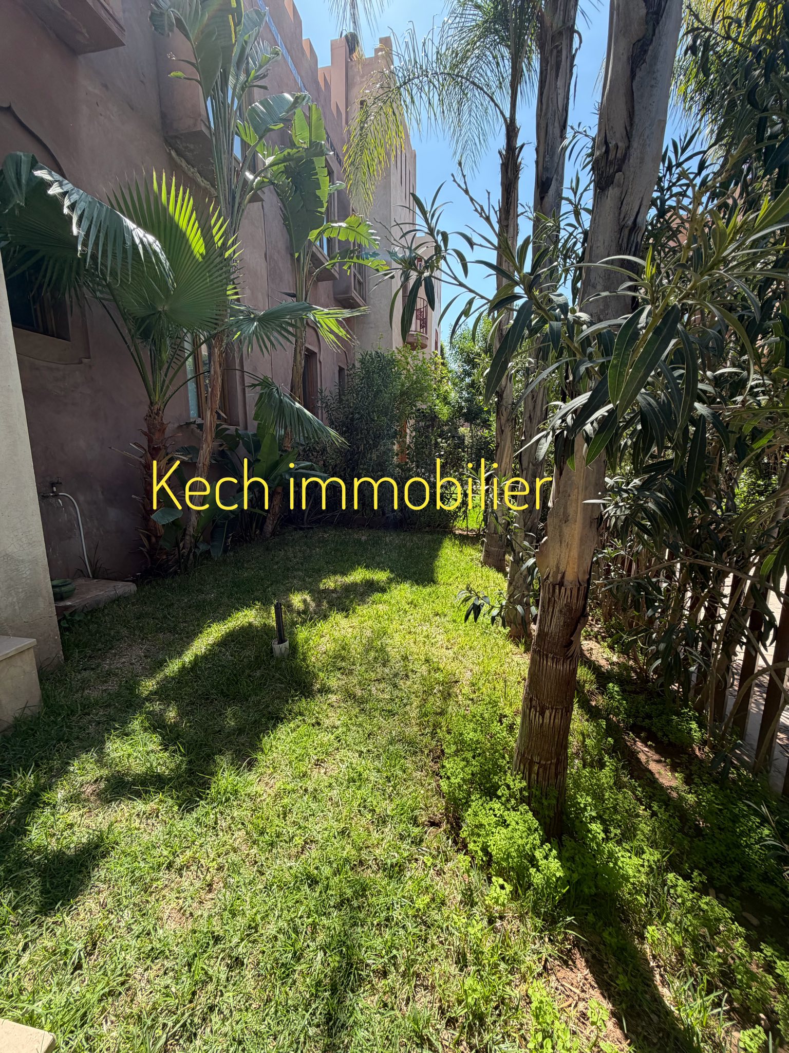 villa moderne à louer non meublée à Chrifia