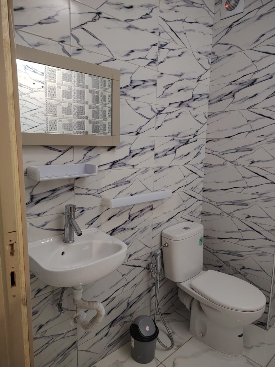 Appartement à louer longue durée à Mesnana