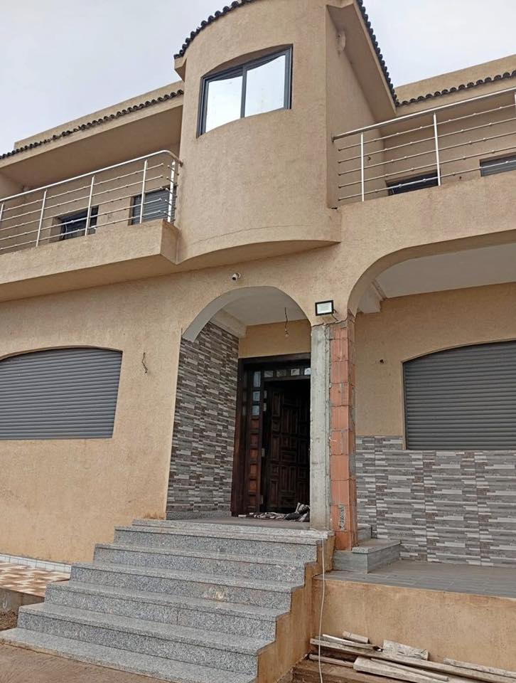 villa à vendre à Sidi Rahal