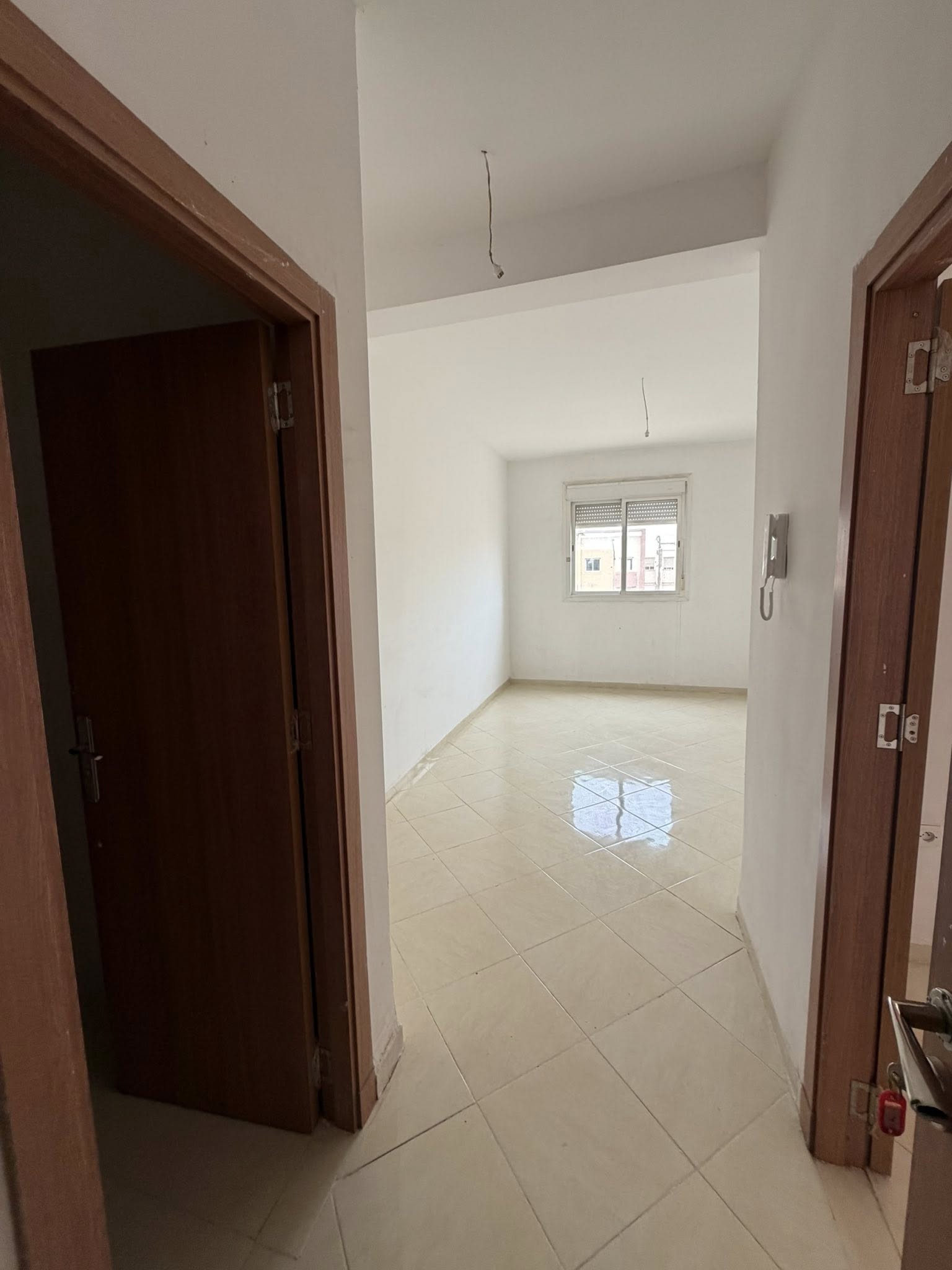 Appartement non meublé à louer à Route de casa