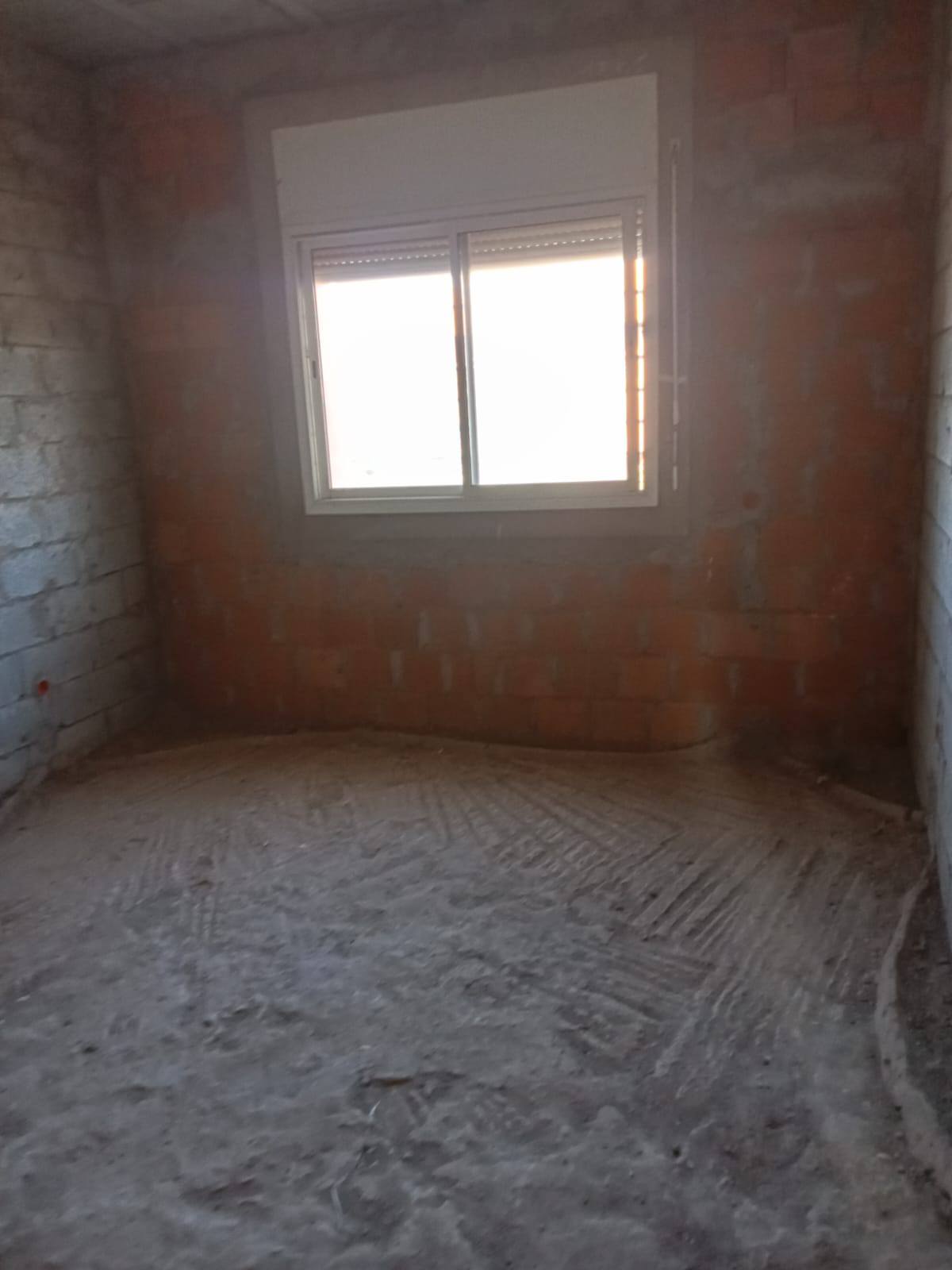 villa semi fini a vendre à TAMNSOURT