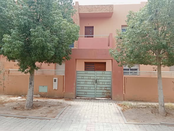 villa semi fini a vendre à TAMNSOURT