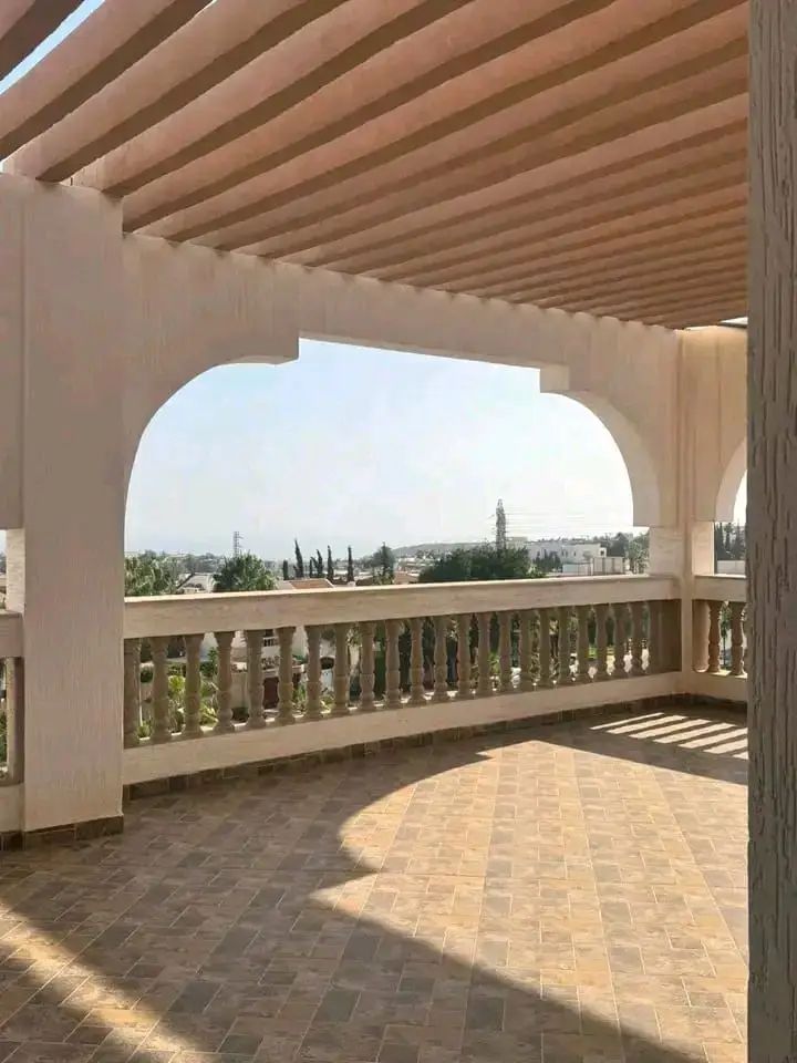 Superbe Villa de Prestige à vendre à Illigh