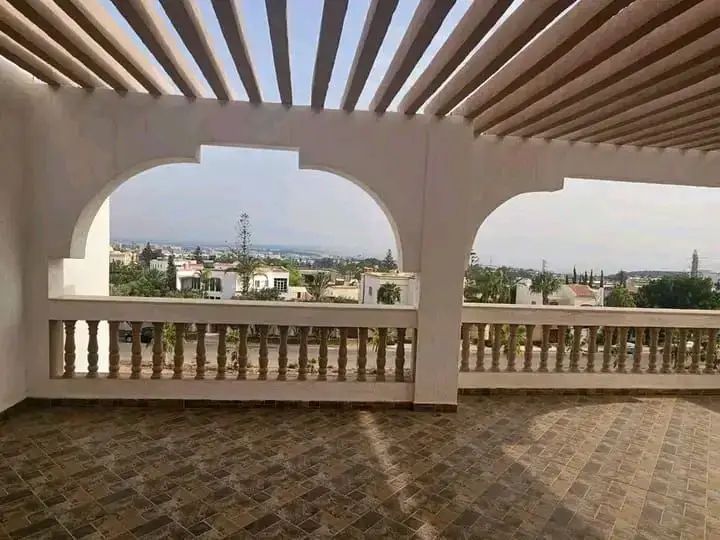 Superbe Villa de Prestige à vendre à Illigh