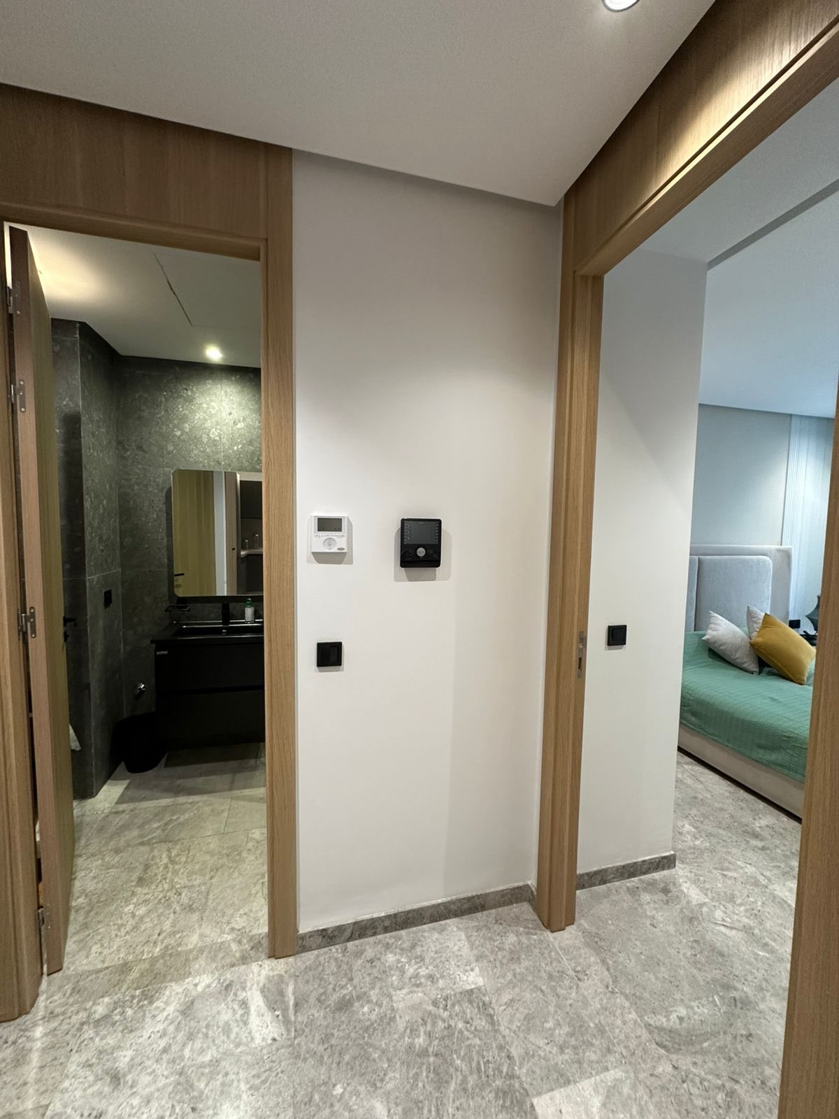studio neuf a louer quartier Abdelmoumen