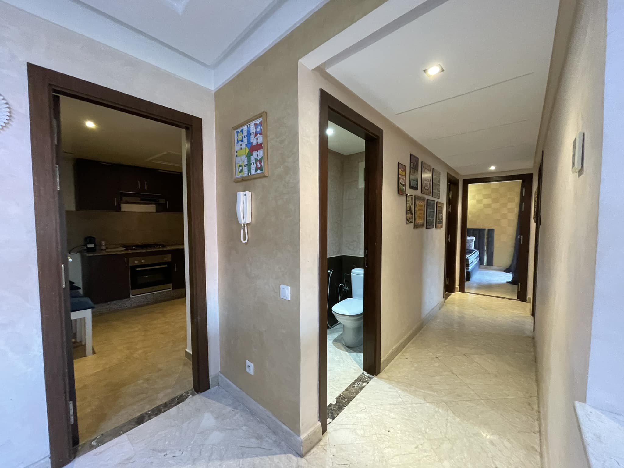 Appartement à louer VIDE sur la route de casa