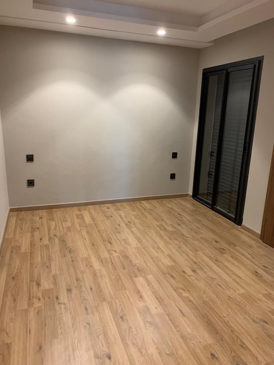 Appartement à louer au rond point TADDART luxoria