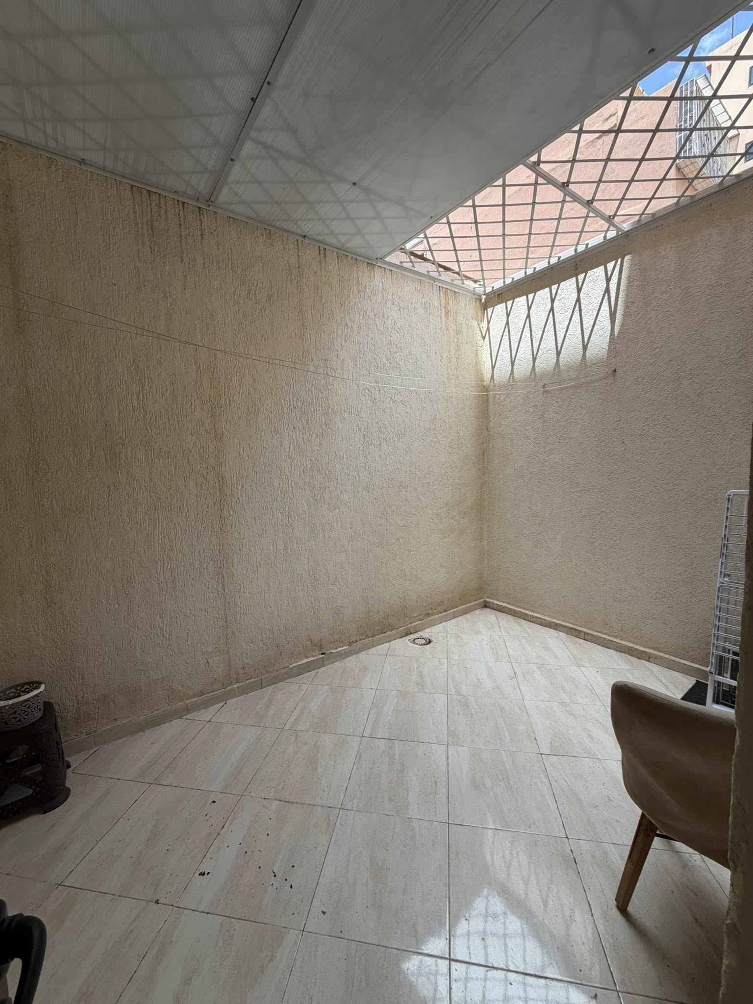 Appartement meublé à louer à Hay Izdihar