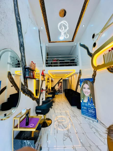 salon coiffure femme à louer Anassi
