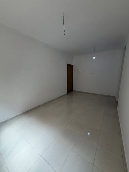 Appartement vide à louer à Zhor Targa