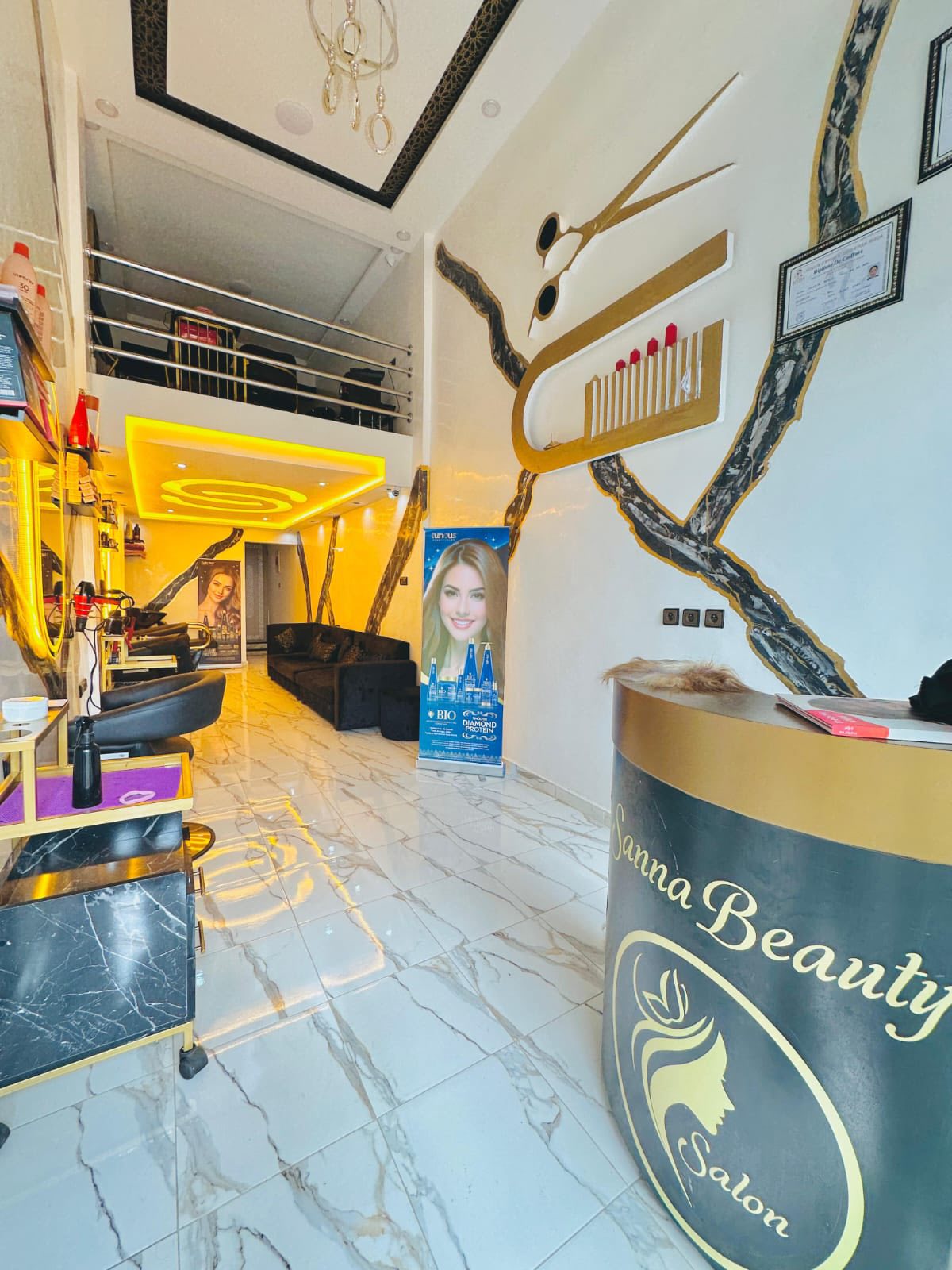 salon coiffure femme à louer Anassi