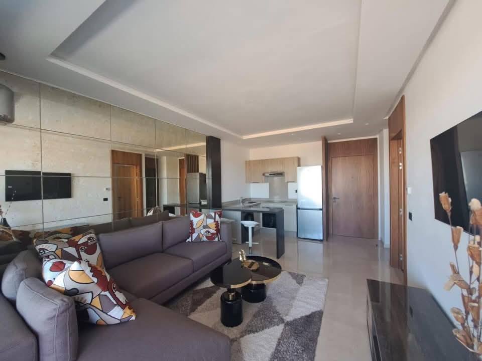 Studio meublé à louer situé au cœur de Tour 33