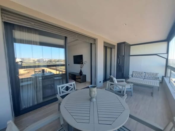 Studio meublé à louer situé au cœur de Tour 33