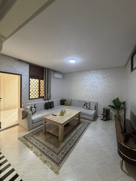 Appartement meublé à louer à Hay Izdihar