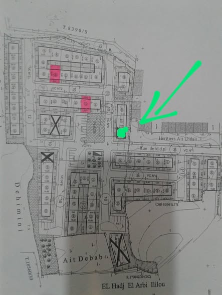Terrain à vendre à près de clinique AKDITAL