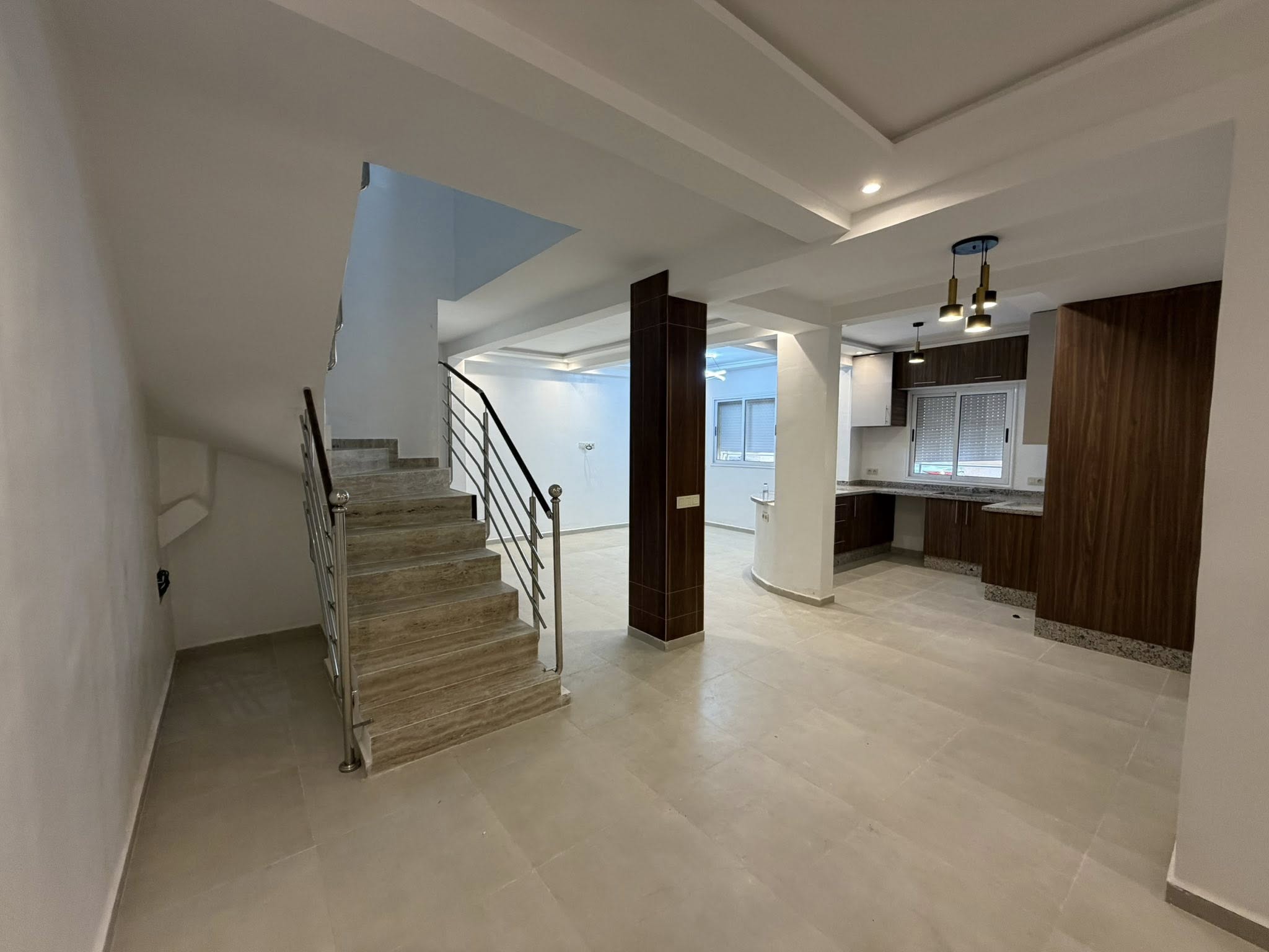 duplex non meublée à louer Charifia