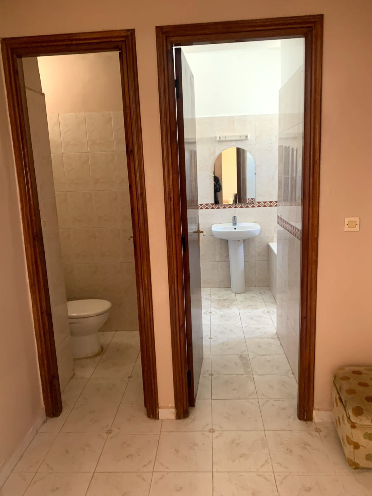 Appartement meublee à louer à côté place de russie
