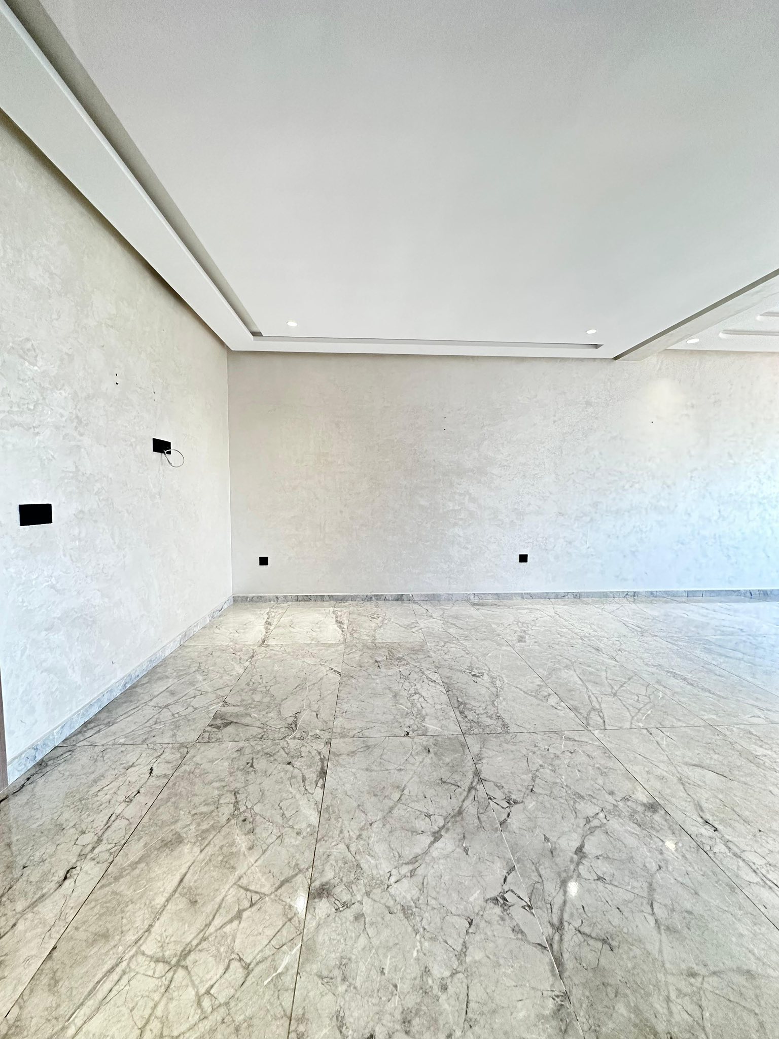 Location studio vide à Palmier