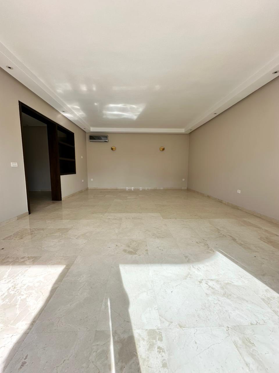 Location appartement vide Quartier Oasis
